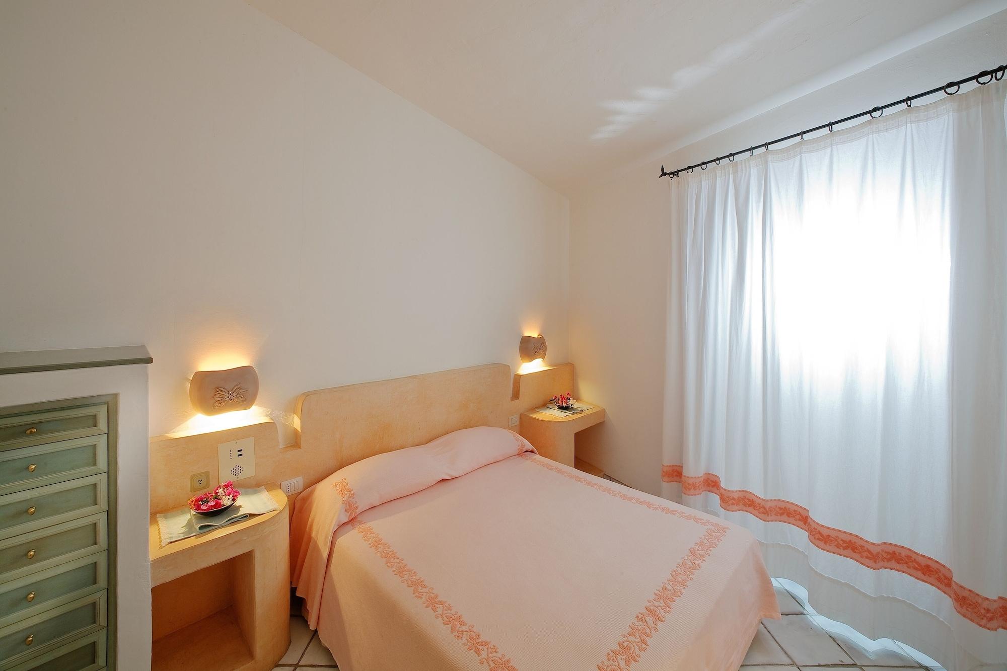 Green Park Hotel Capriccioli  Exterior photo