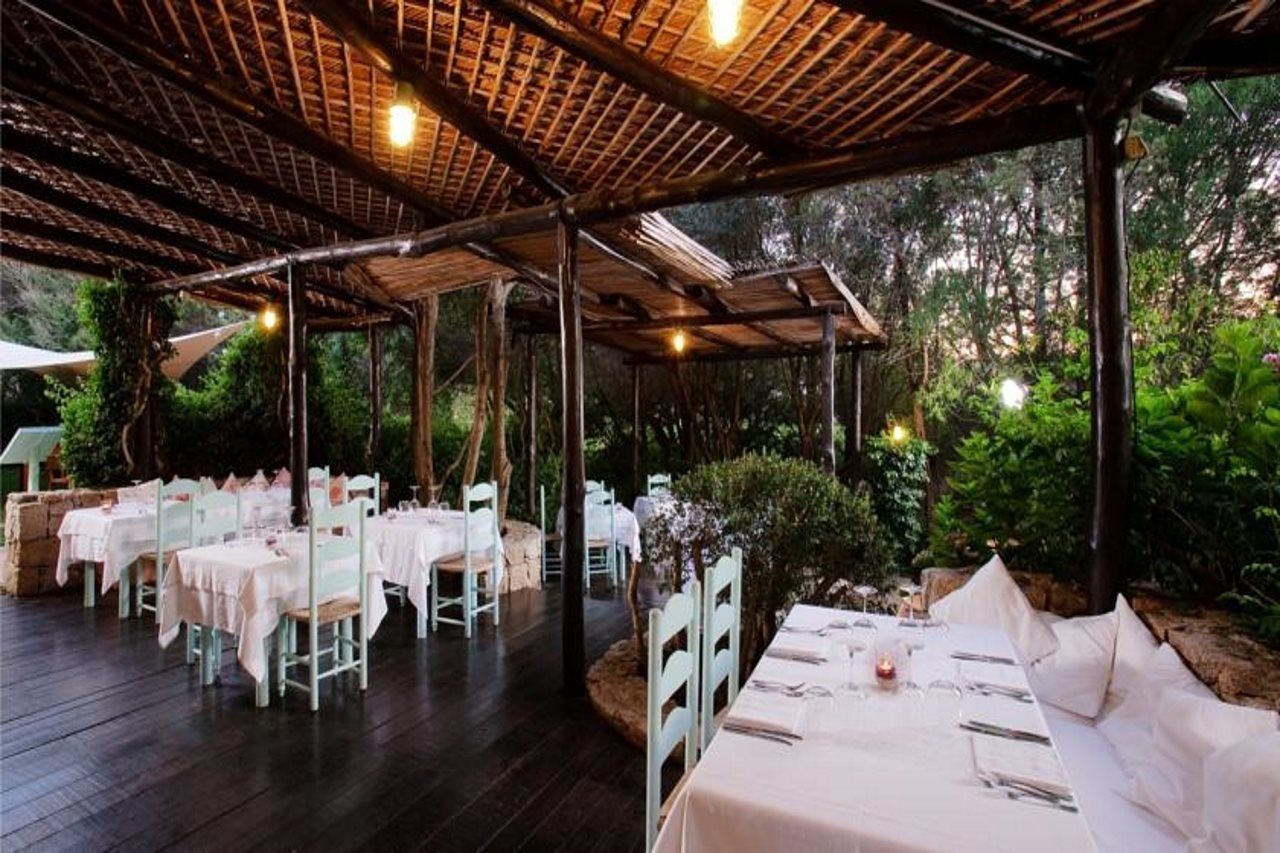 Green Park Hotel Capriccioli  Exterior photo