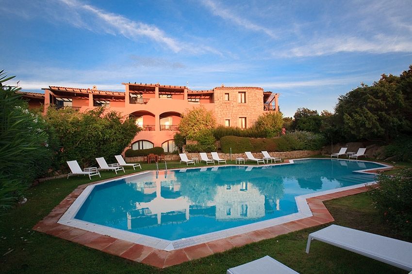 Green Park Hotel Capriccioli  Exterior photo